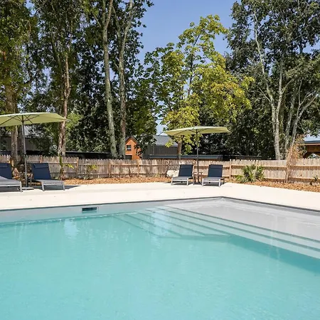 N°12, Piscine Commune, 1 Nesmy